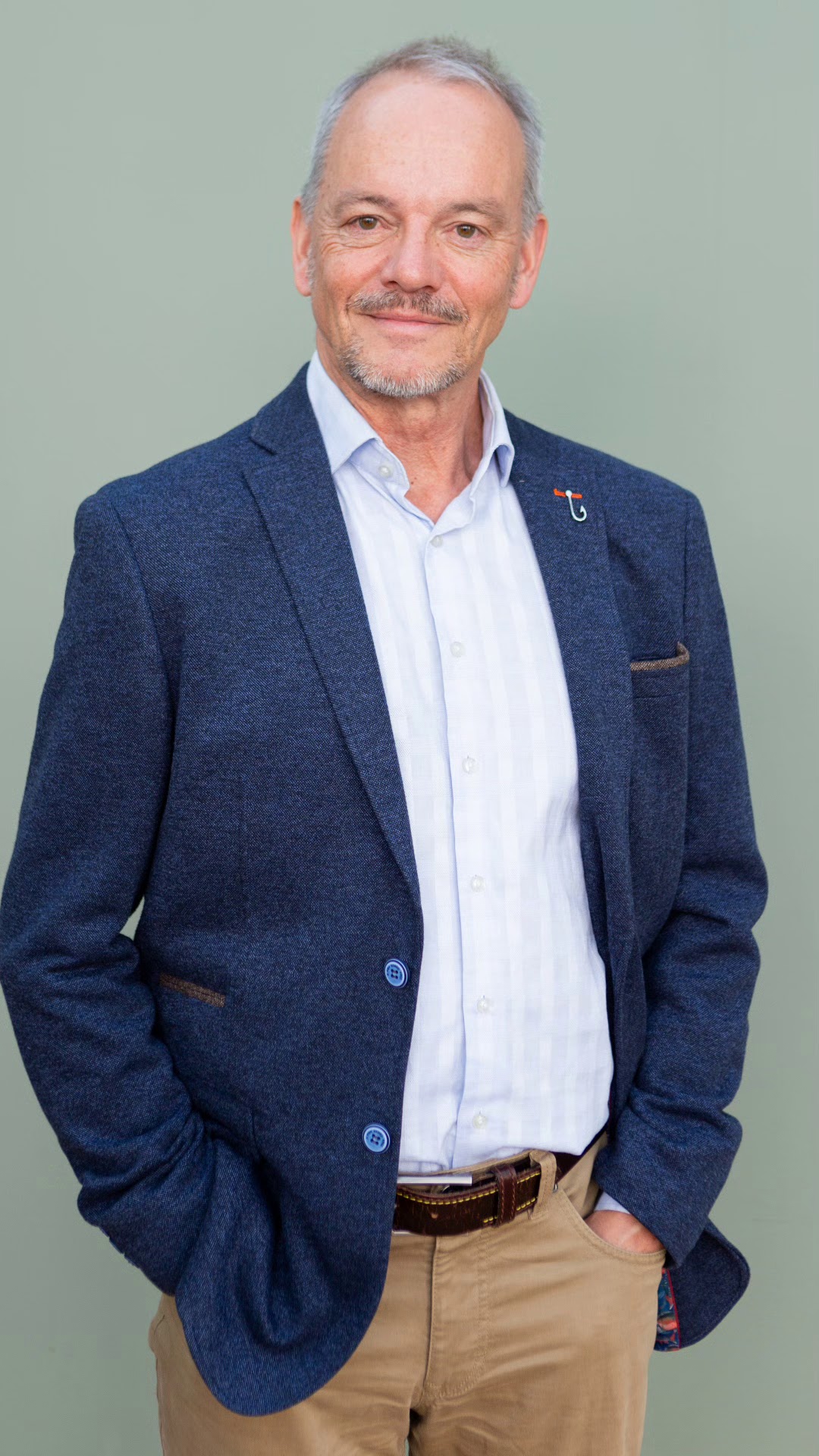 Bas de Leeuw profielfoto 50+model man modern net jasje